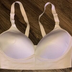 Everyday Padded Wireless Bra in Light Beige